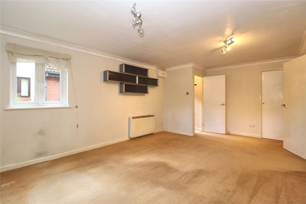Property photo 2 of 8 Picture No. 07
