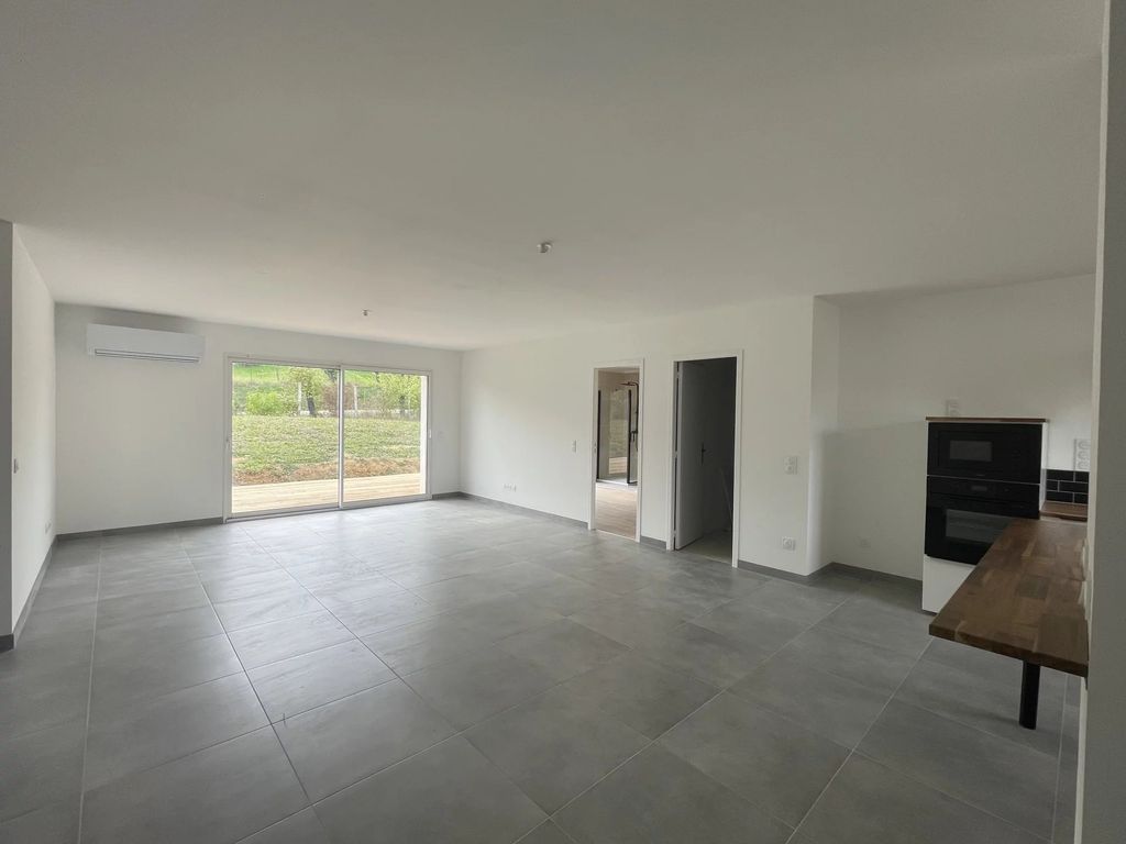 Property photo 3 of 13 226637028d9cc03676710Eda9Fab0651_A6342Bc1A8_1920-Big