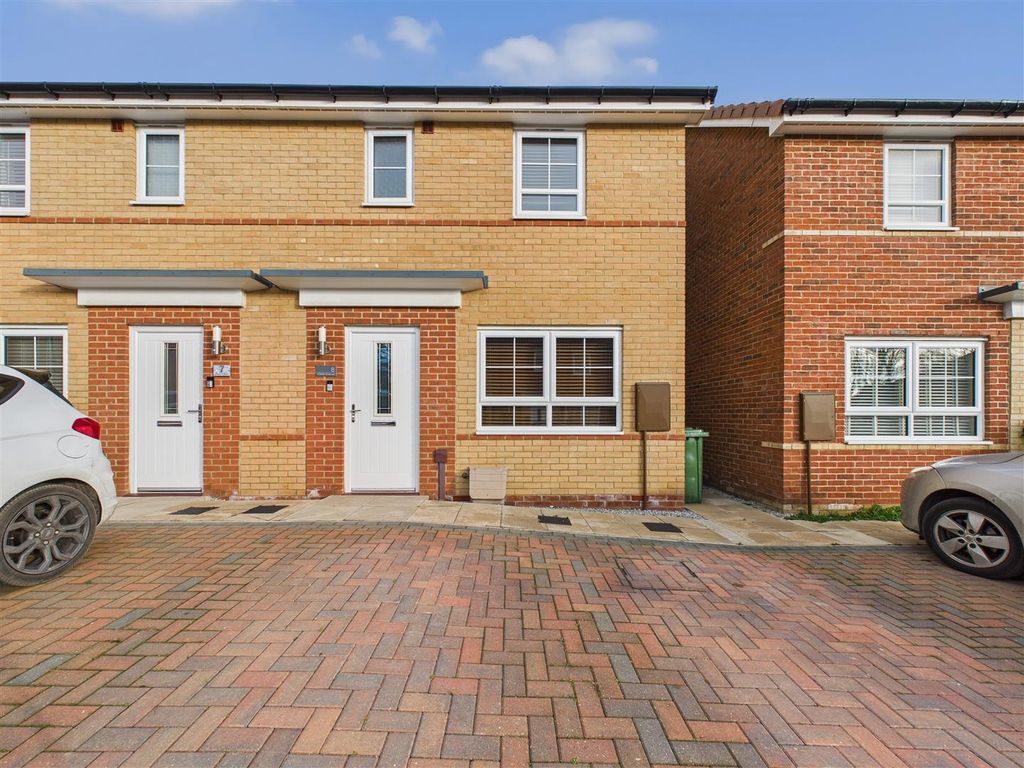 Property photo 1 of 12 Cam05193G0-Pr0083-Still002.Jpg