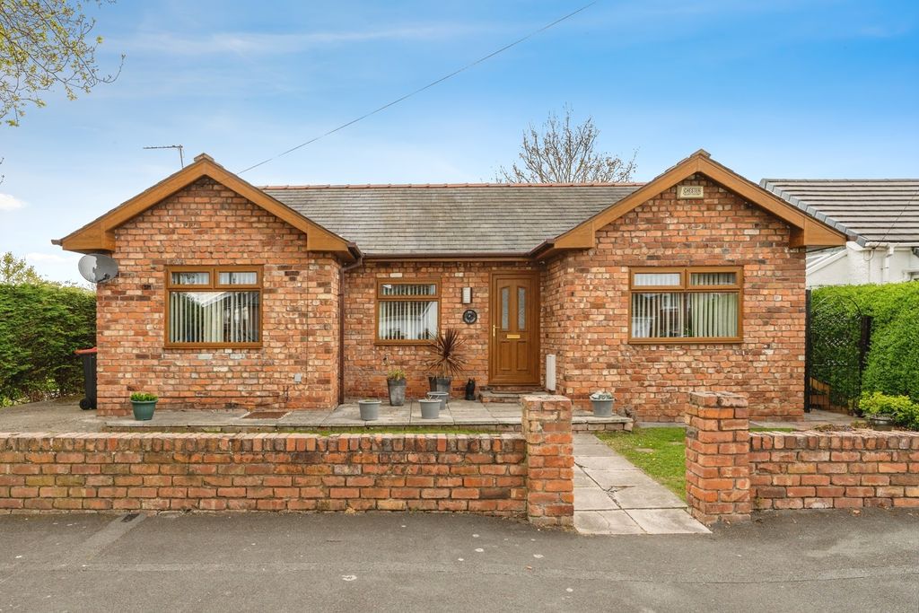 Property photo 1 of 17 Front