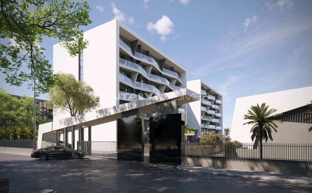 Property photo 3 of 35