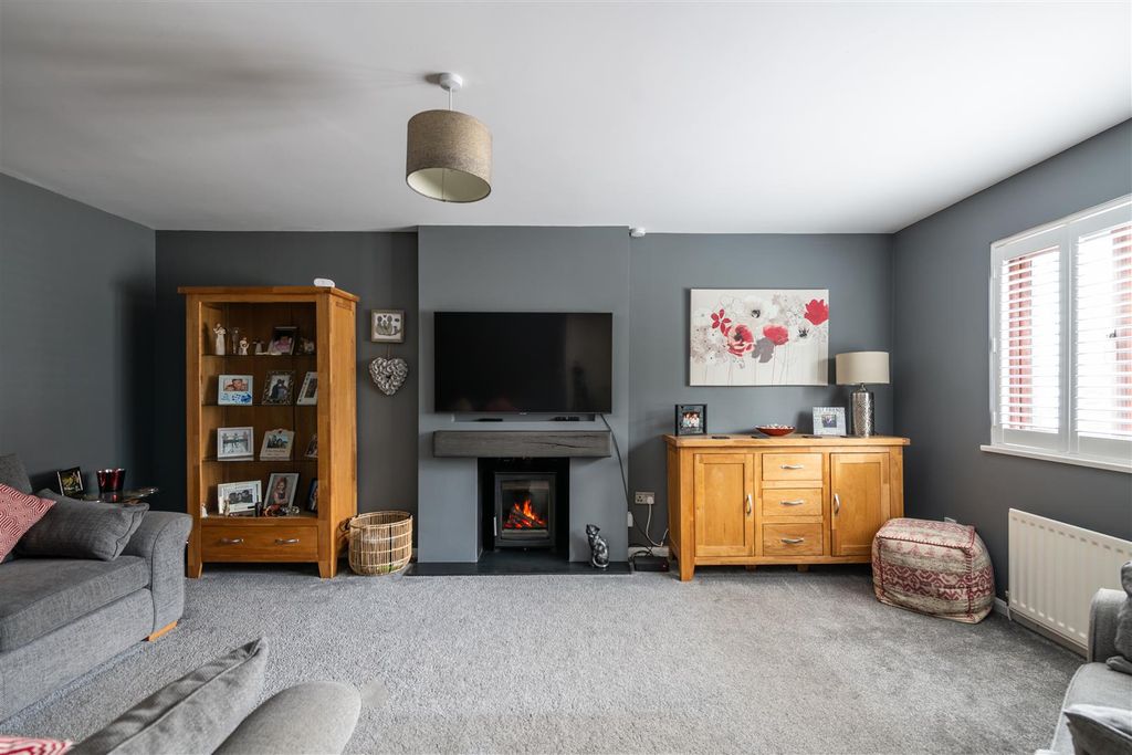 Property photo 2 of 17 8 The Fieldings Internals-9.Jpg