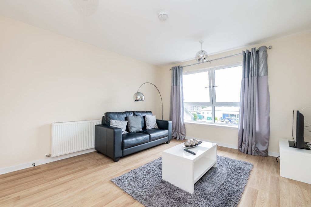 Property photo 3 of 15 Photo 3