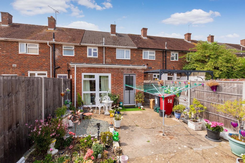 Property photo 2 of 13