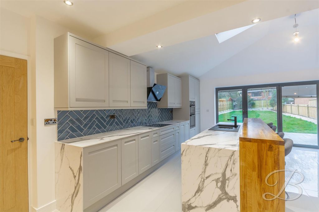 Property photo 3 of 22 Ccltd13.Jpg