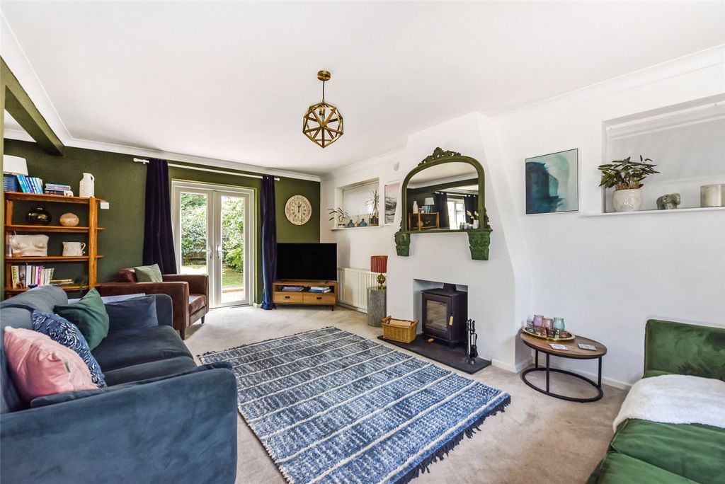 Property photo 2 of 14 Sitting Room