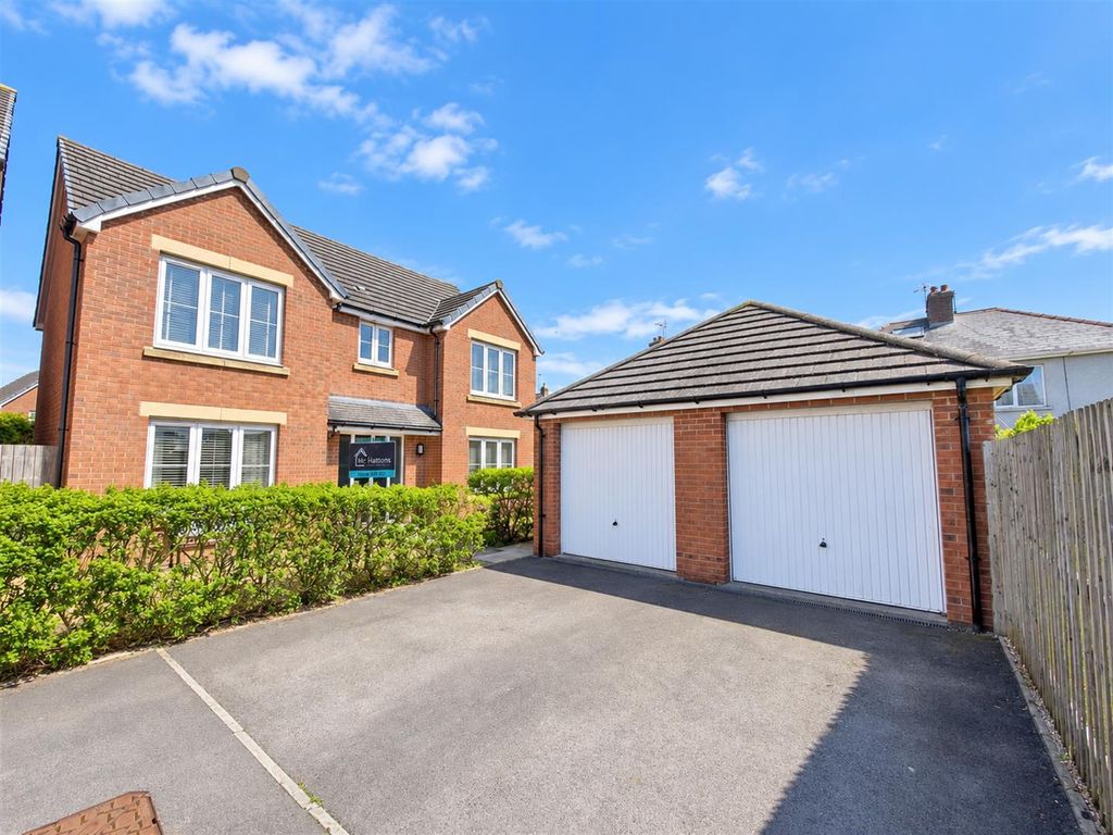 Property photo 1 of 24 Fc855Ca9-7B69-47B8-A808-A8480Bd77889.Png