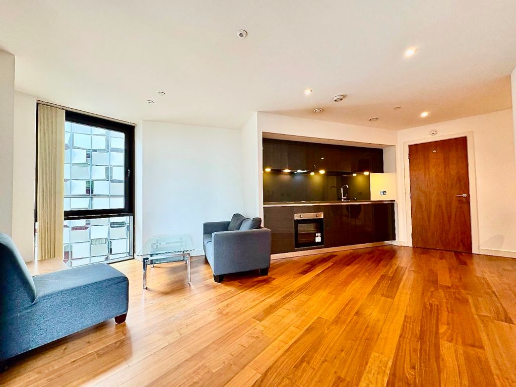 Property photo 3 of 12