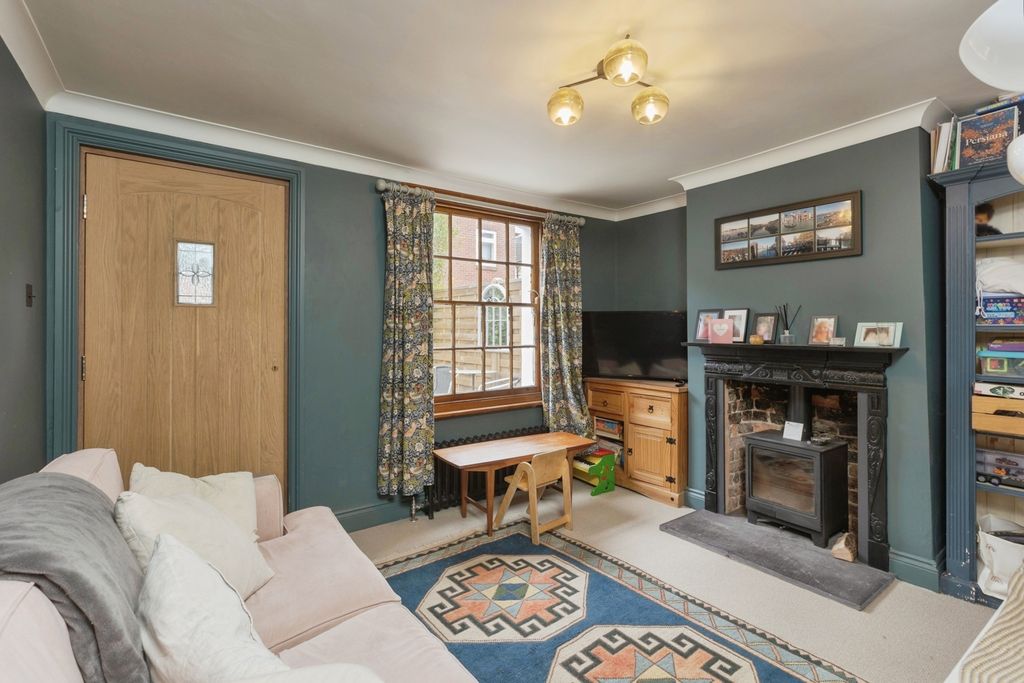 Property photo 3 of 16 Pbox-Img.Jpg