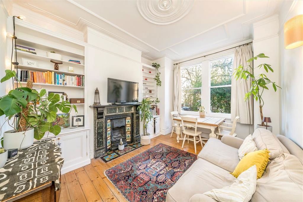 Property photo 2 of 6