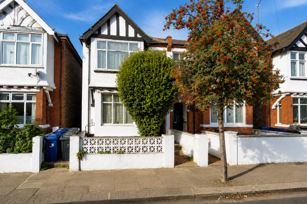 Property photo 1 of 12
