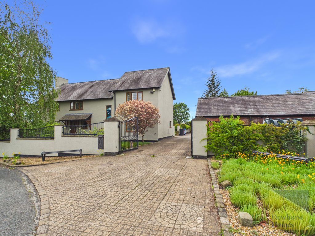 Property photo 1 of 34
