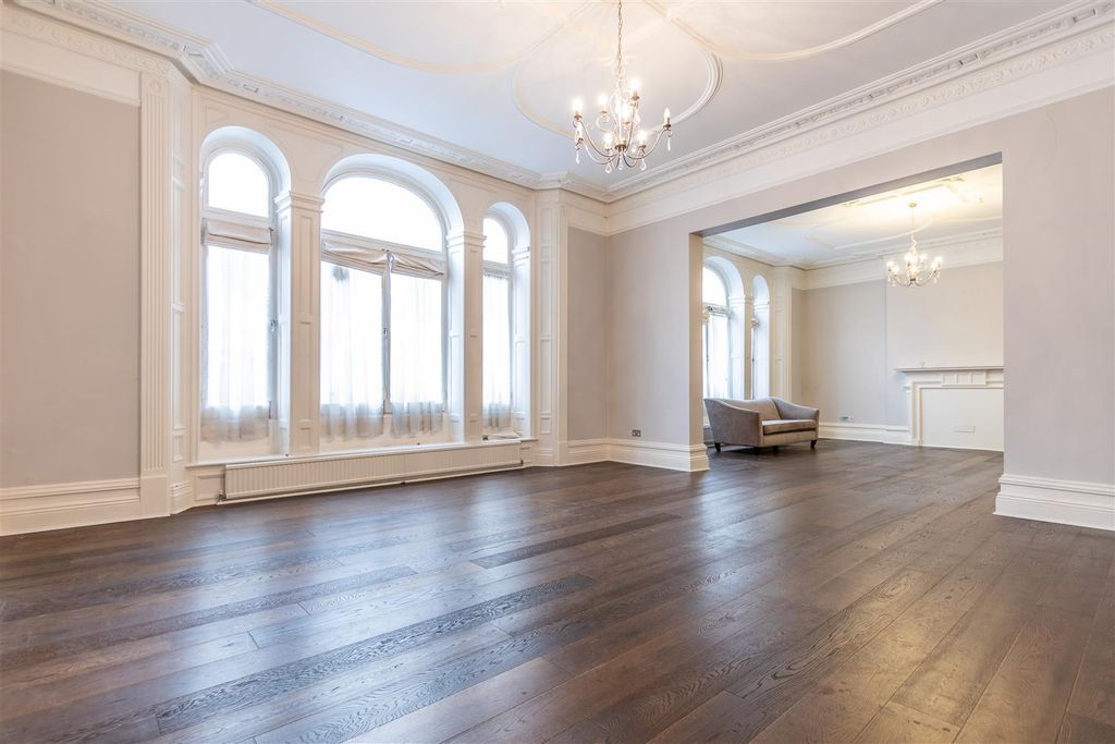 Property photo 2 of 8 Lounge-Diner (1 Of 1).Jpg