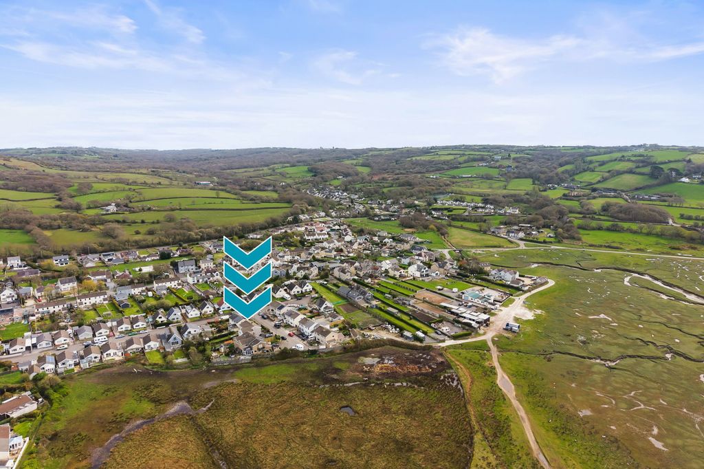 Property photo 3 of 26