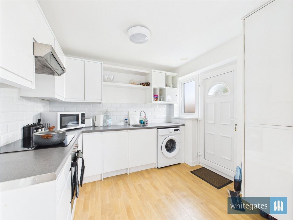Property photo 2 of 15 Picture No. 08