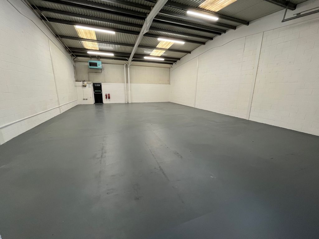 Property photo 2 of 16 A2 To Let