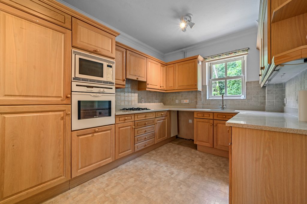 Property photo 3 of 23 Ht-Ja-13Lucashouse-6