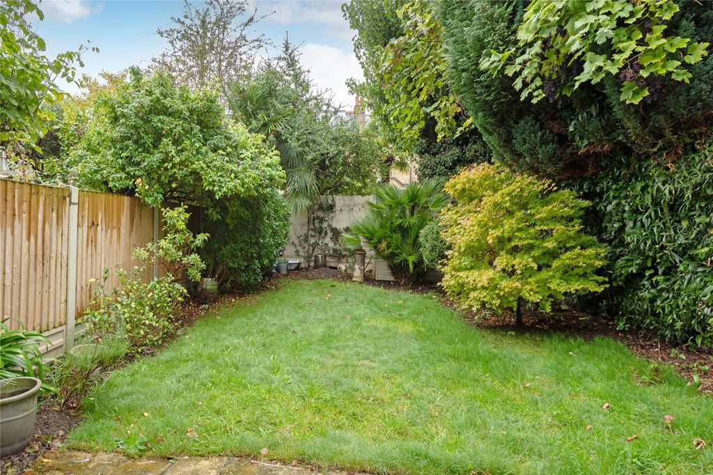Property photo 3 of 15 Picture No. 10