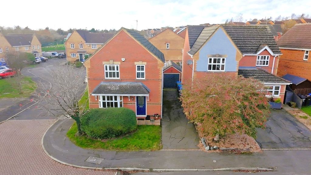 Property photo 1 of 18 Front