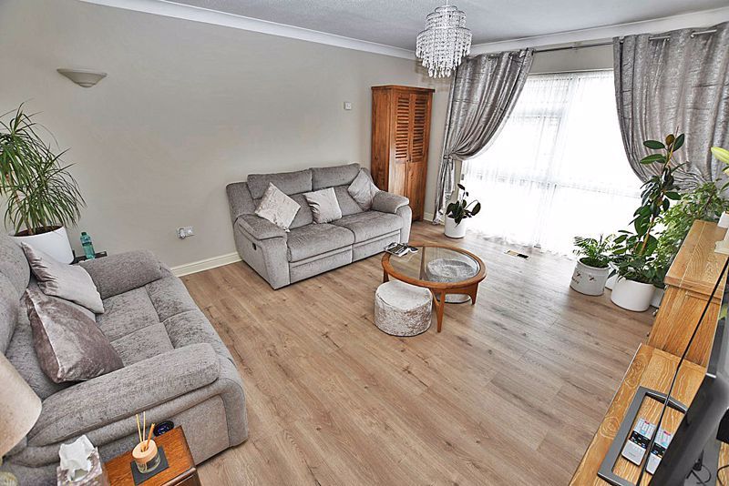 Property photo 2 of 7 Photo 5