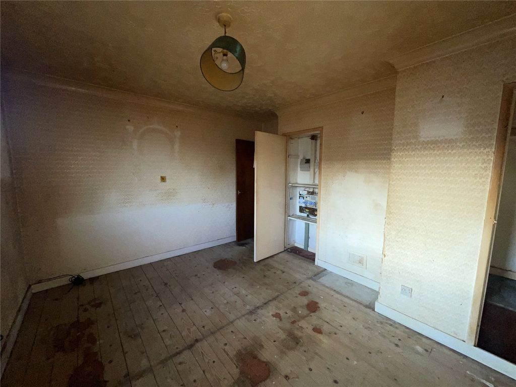 Property photo 3 of 11 Picture No. 24