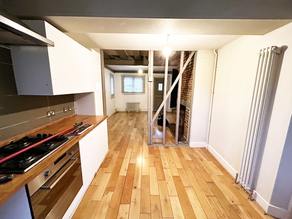 Property photo 3 of 8