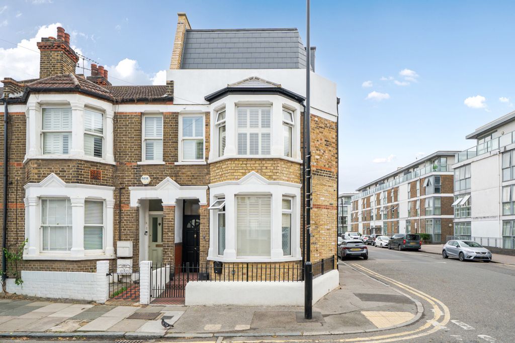 Property photo 1 of 34 1514150-4-1A06295...