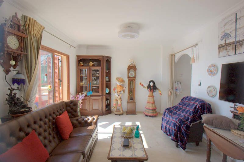 Property photo 3 of 19