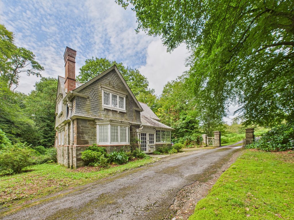 Property photo 1 of 53