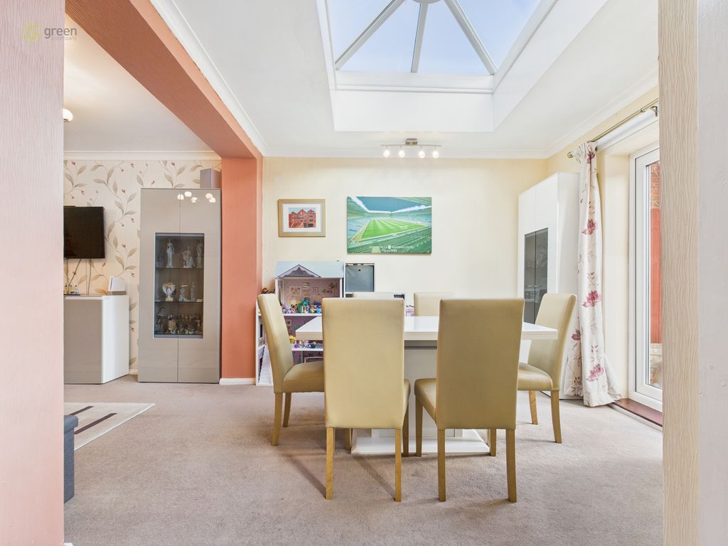 Property photo 3 of 33