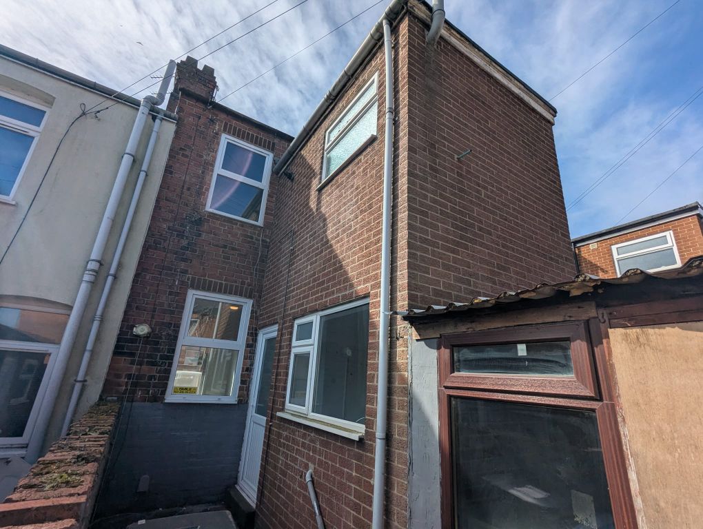 Property photo 2 of 16