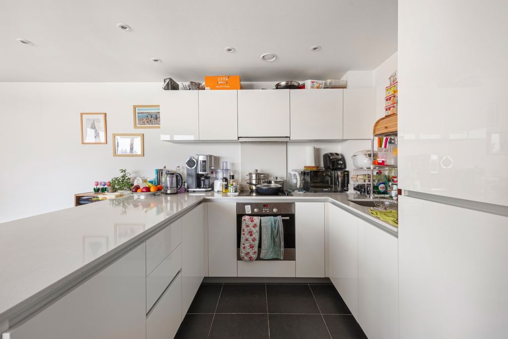 Property photo 3 of 14 094A6895