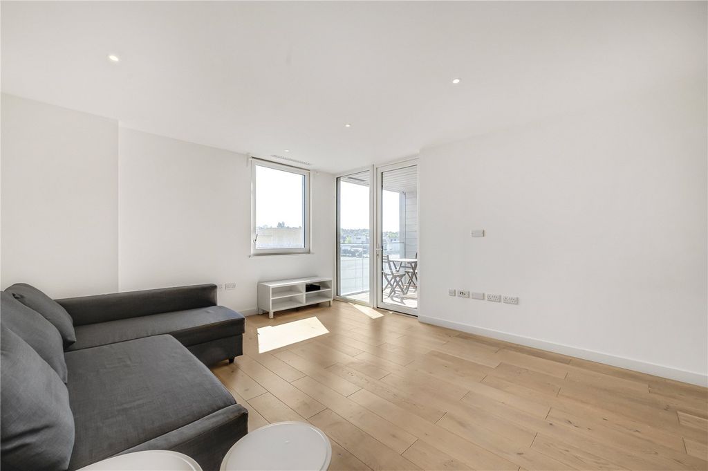 Property photo 2 of 10 Picture No. 06