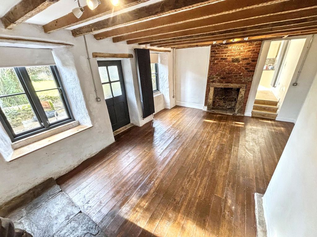 Property photo 3 of 28