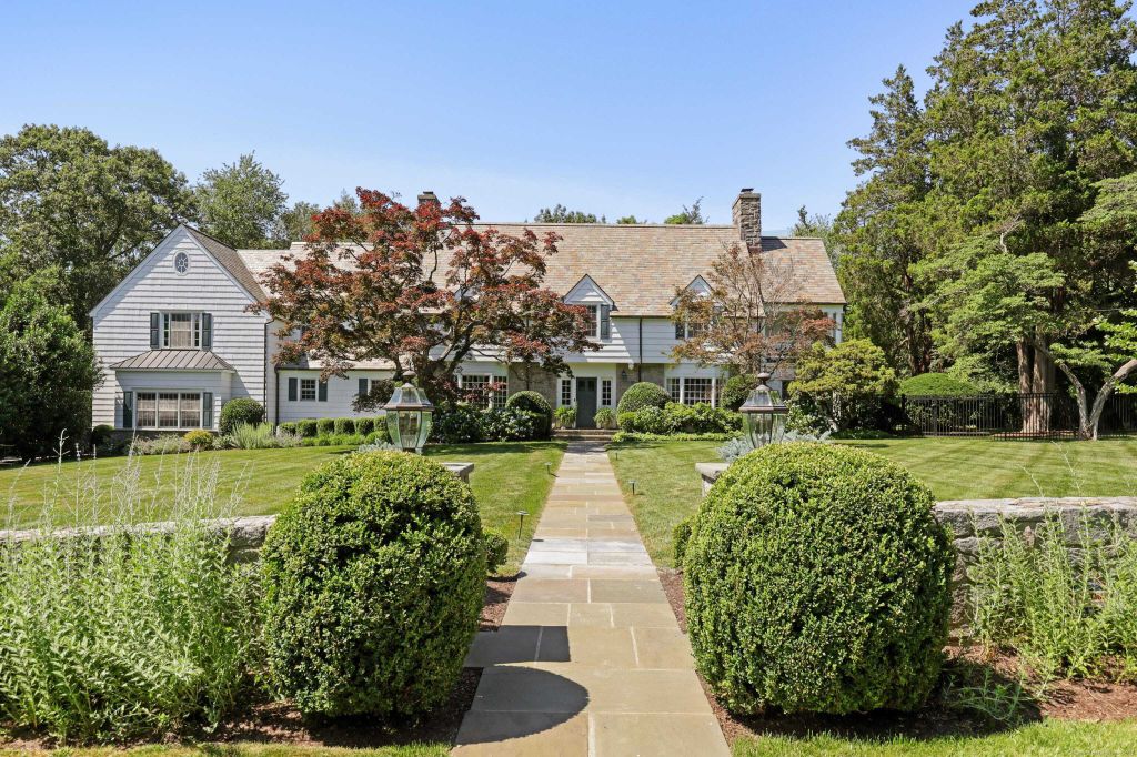 Property photo 1 of 31