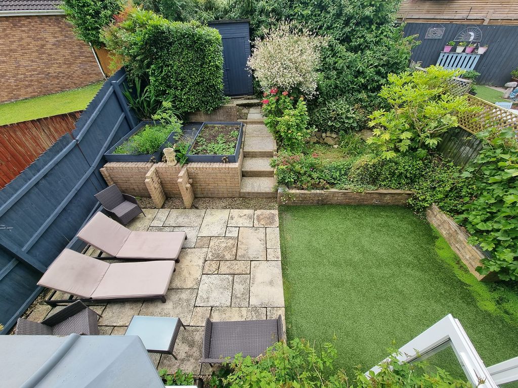 Property photo 3 of 35 Garden