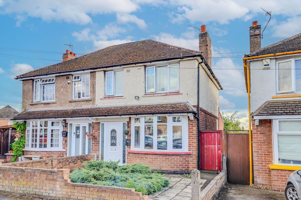 Property photo 1 of 14