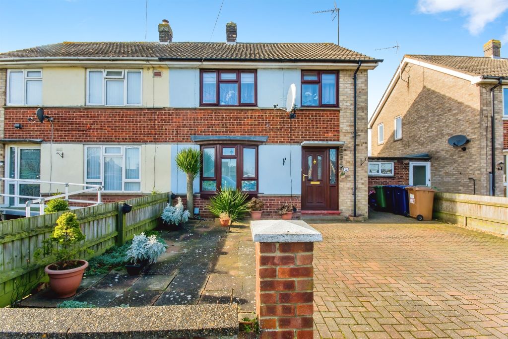 Property photo 2 of 17