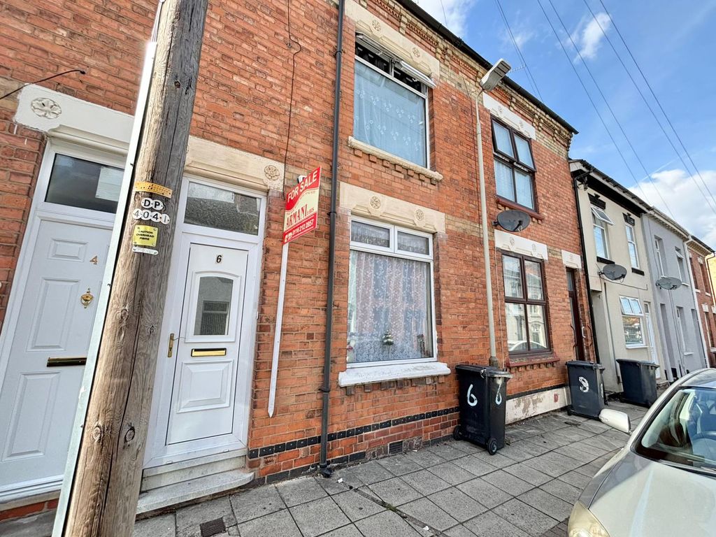 Property photo 1 of 11