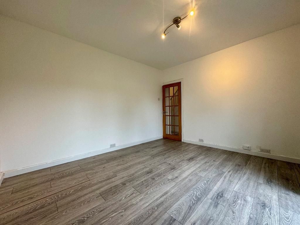 Property photo 3 of 17 Photo 3