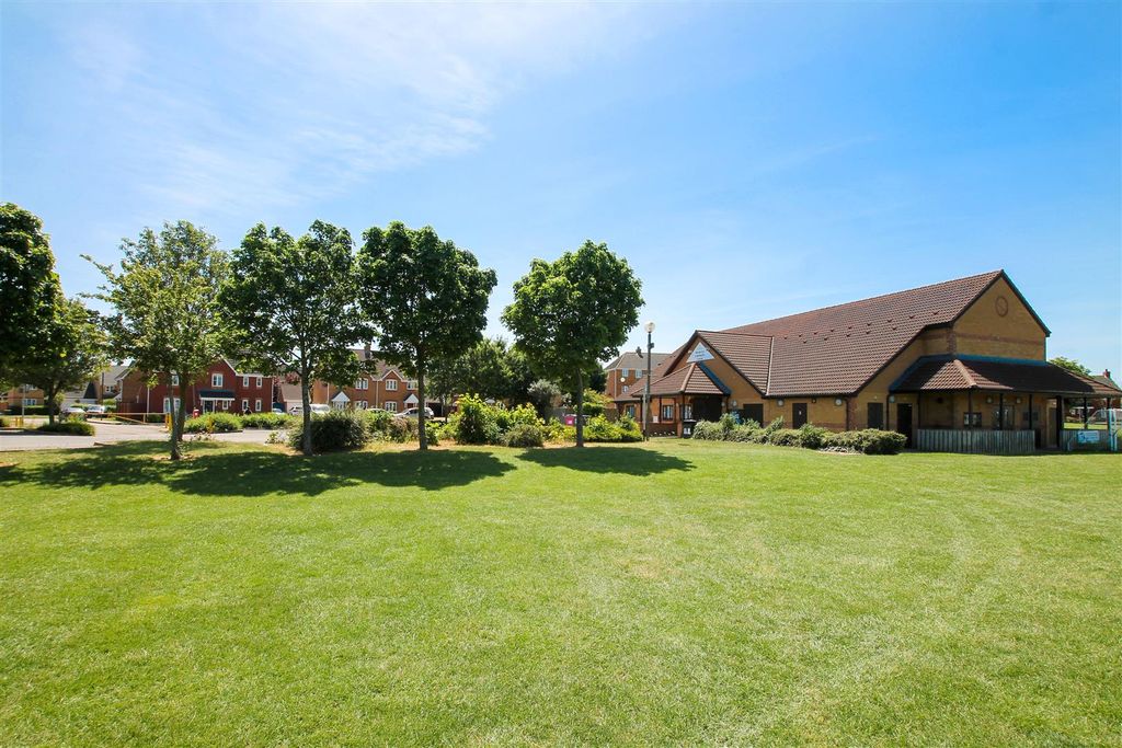 Property photo 3 of 7 Monkston2.Jpg