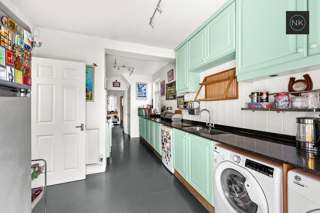 Property photo 3 of 30 4971845