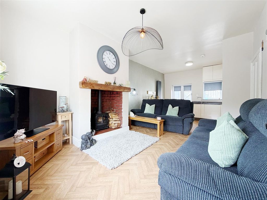 Property photo 2 of 14 Open Plan Living Area