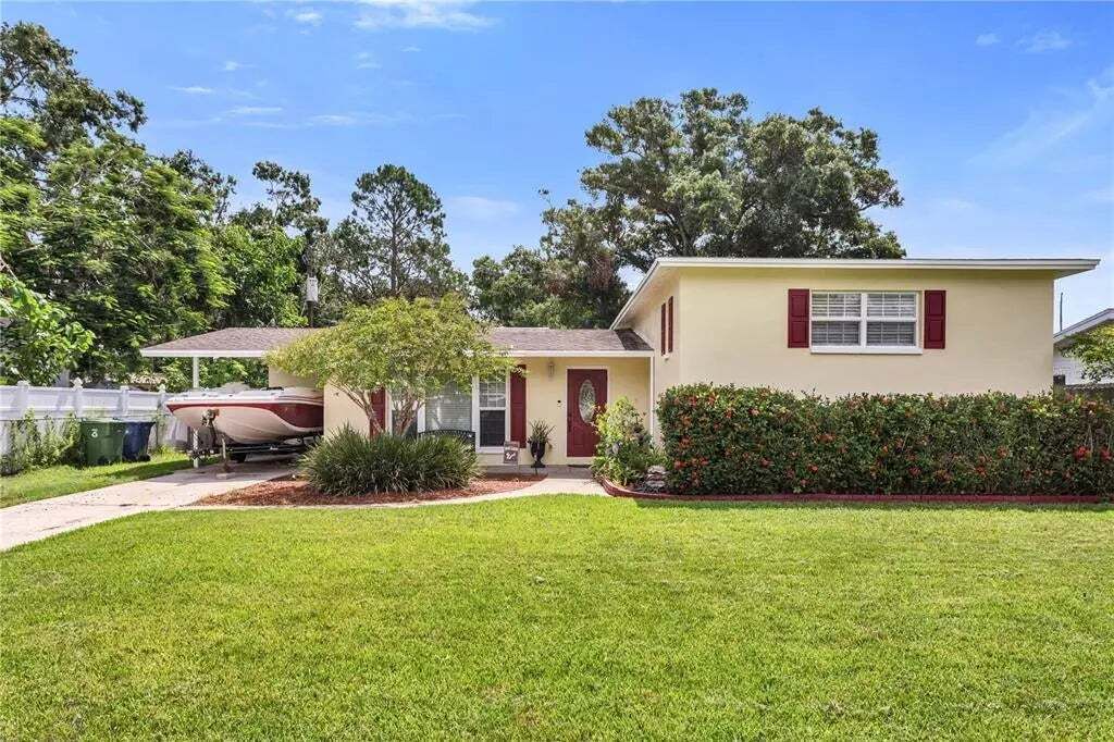 Property photo 1 of 20