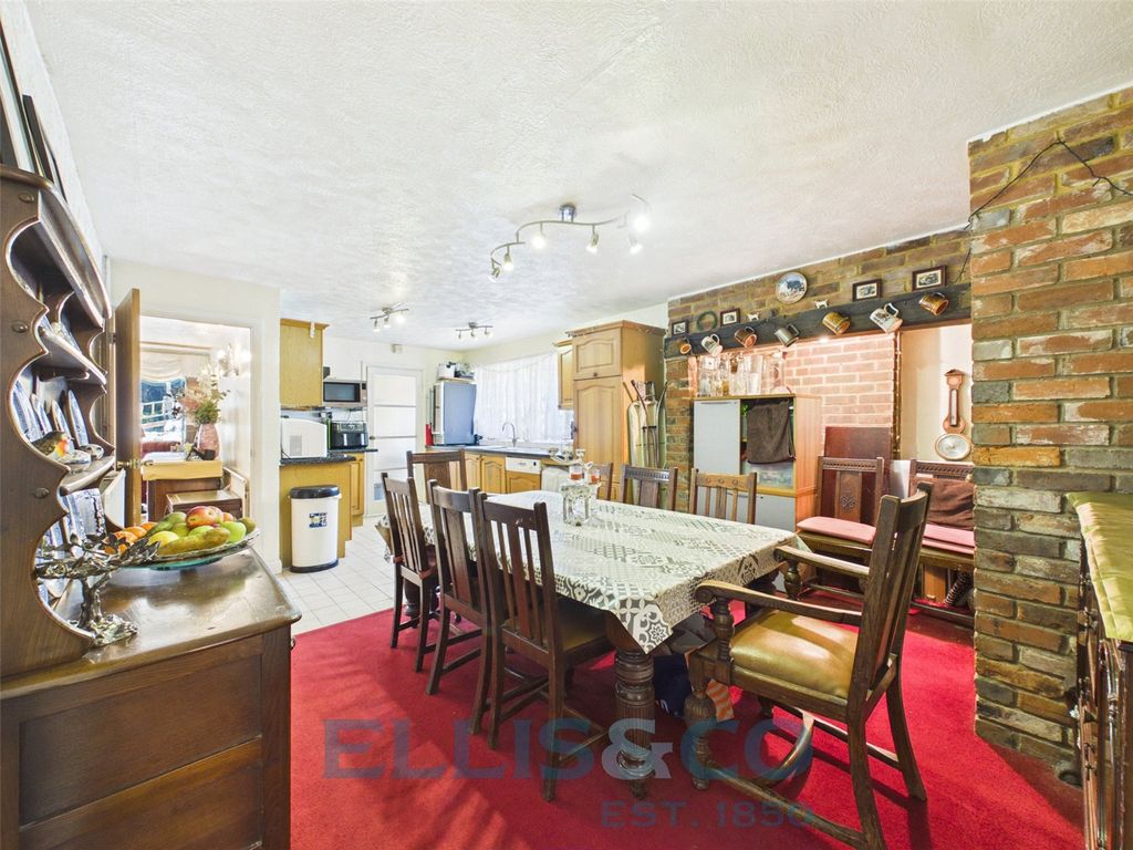 Property photo 3 of 16 Picture No. 36