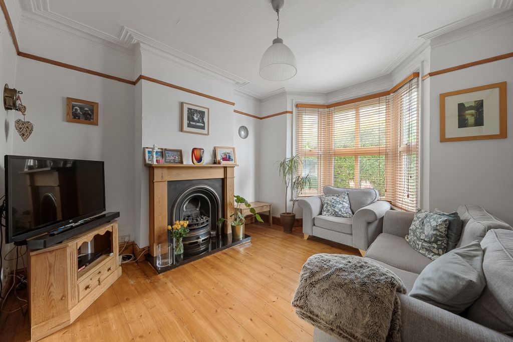 Property photo 3 of 23 094A9046