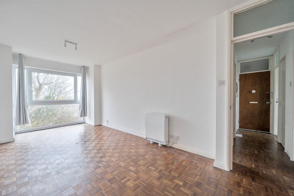 Property photo 3 of 14 Picture No. 06