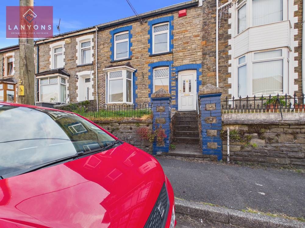 Property photo 1 of 12 Giraffe360-Still016