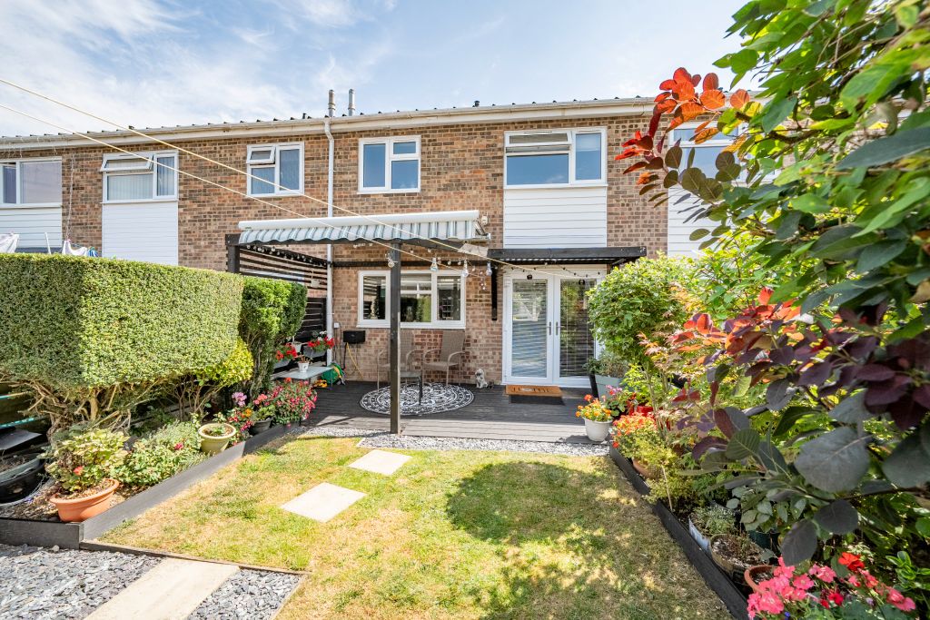 Property photo 2 of 24