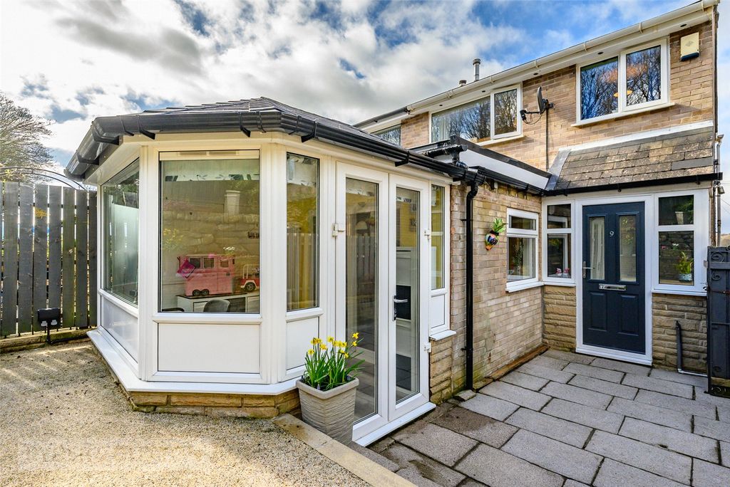 Property photo 2 of 32 Picture No. 39